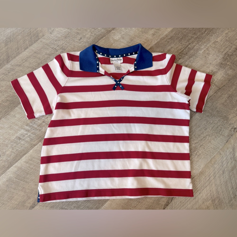 Breckenridge red and white striped short sleeve shirt. Blue collar white stars